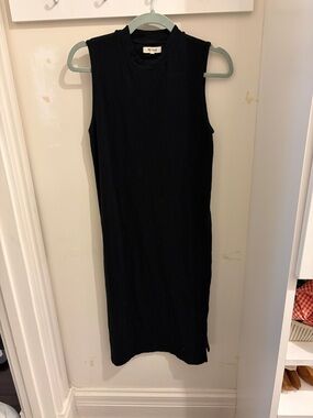 Madewell Sleeveless Black Midi Dress